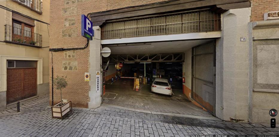Apartamento Ilarcuris Con Patio Privado 托萊多 外观 照片